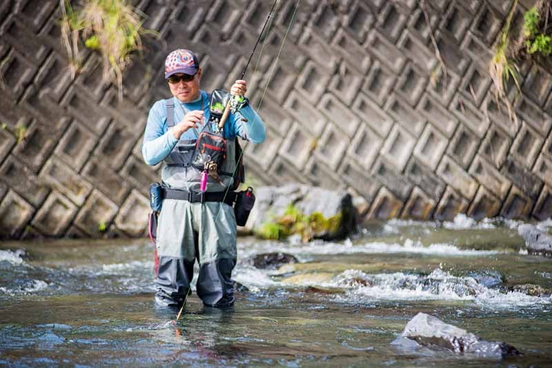 山梨県／桂川 メジャーフィールドで楽しむトラウトゲームの作法 | つり